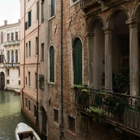 Apartamento Piano Nobile A San Marco